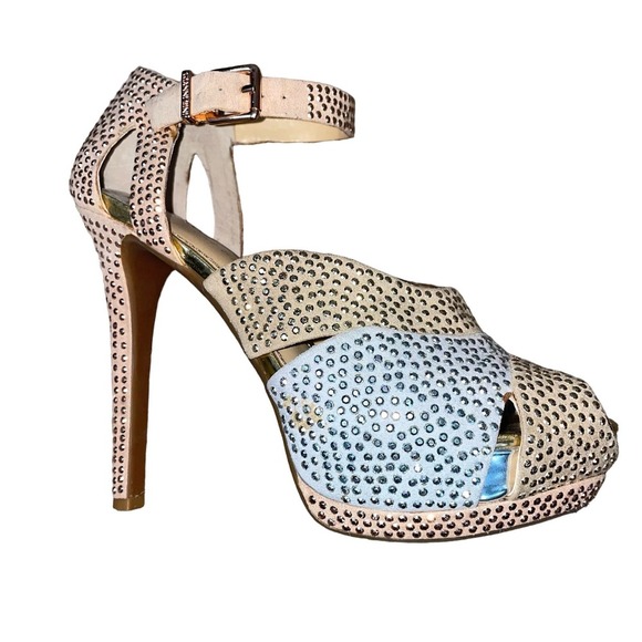 Gianni Bini Peep Toe Platform Heel Stud Design Ankle Buckle Strap Shoes SZ 6 MD - Picture 1 of 6